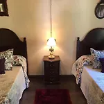 Chalet Balcones De Nieda