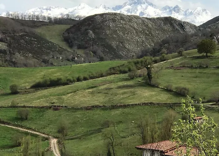 Balcones De Nieda * Onís
